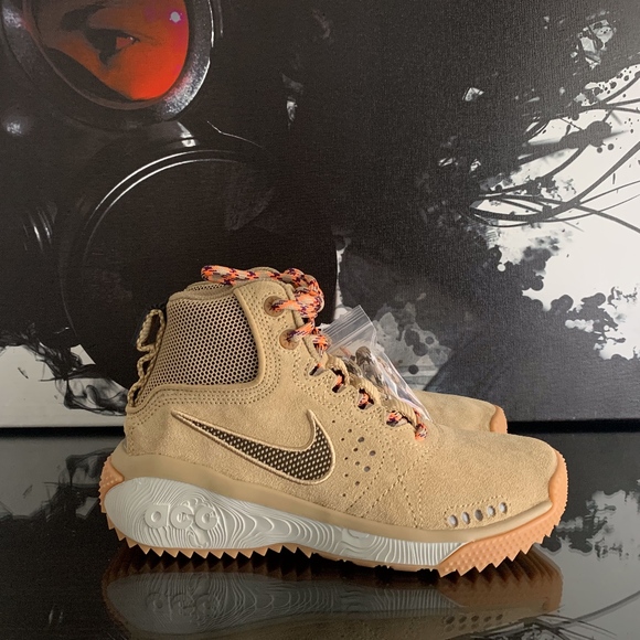 nike acg angel rest